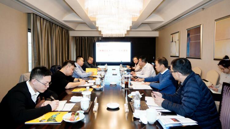 新疆bifa必发集团集团总经理王宏江来访互换