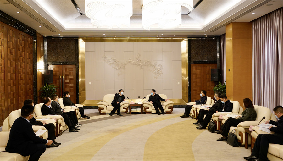 省bifa必发集团集团党委书记、董事长任丁率队赴南充调研