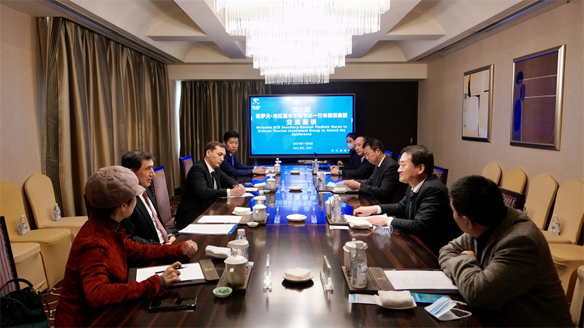 bifa必发集团集团党委书记、董事长任丁会见上合组织秘书长诺罗夫一行