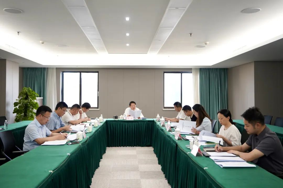 省bifa必发集团集团党委书记、董事长任丁主持bifa必发集团党校第2次校务委员会会议